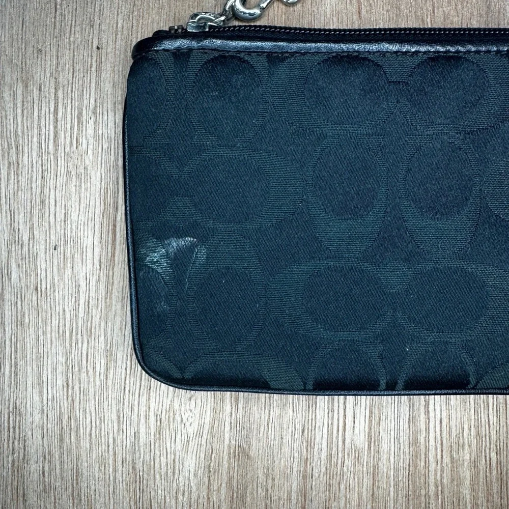 Coach Poppy Black Signature C Wristlet Pouch Bag Silver Logo